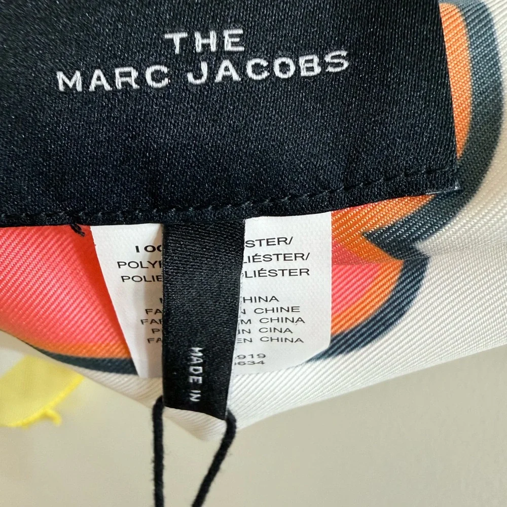 Marc Jacobs Letters Scarf in Multi Color NWT - Picture 5 of 11